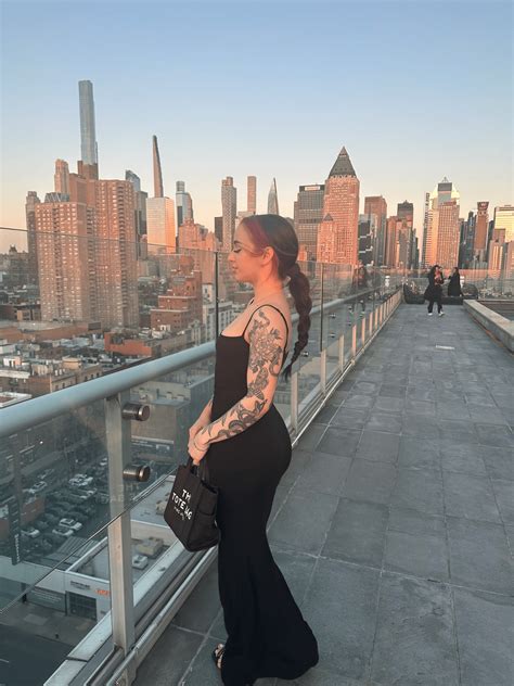 What is the earnings of @babypeachhead on OnlyFans? As far as we know, @babypeachhead earns approximately $6.9K - $17.3K per month. This information was …